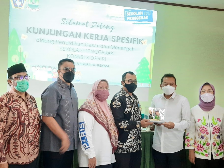 Kunker Komisi X DPR RI kepada Sekolah Penggerak di Kota Bekasi 